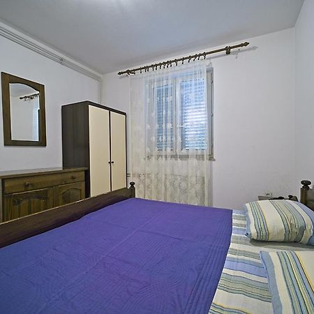 Apartment Renata Postira Exterior foto